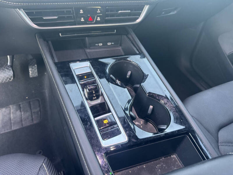 2024 Volkswagen Atlas Cross Sport SE