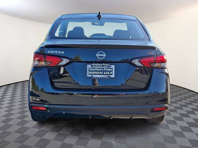 2025 Nissan Versa SR
