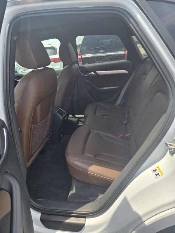 2017 Audi Q3 2.0T quattro Premium Plus