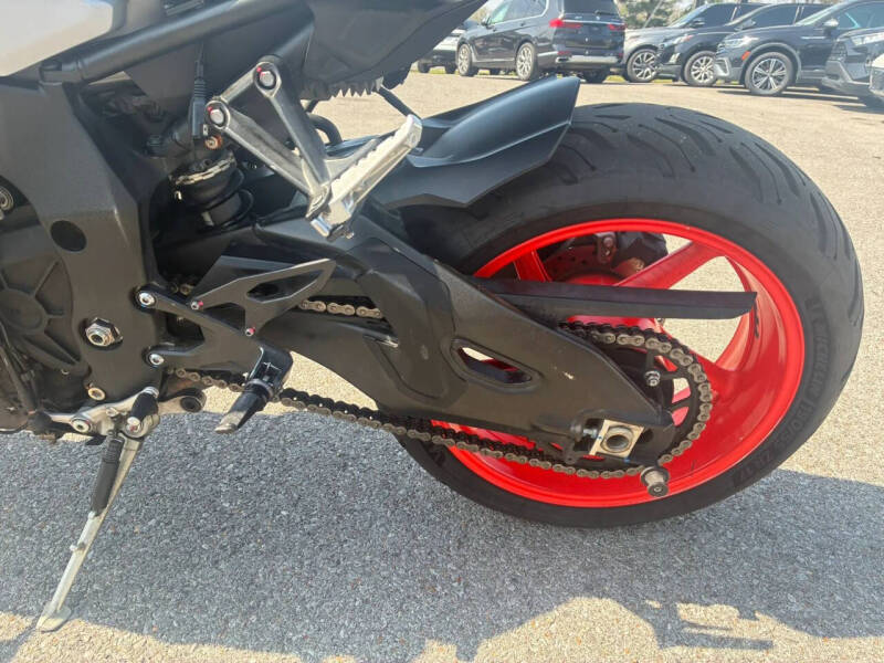 2019 Yamaha MT-10