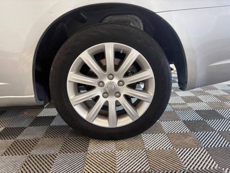 2012 Chrysler 200 Touring