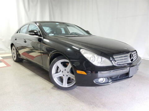 2007 Mercedes-Benz CLS for sale at Tradewind Car Co in Muskegon MI