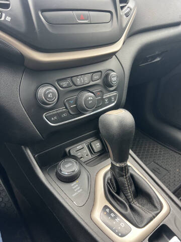 2017 Jeep Cherokee Latitude