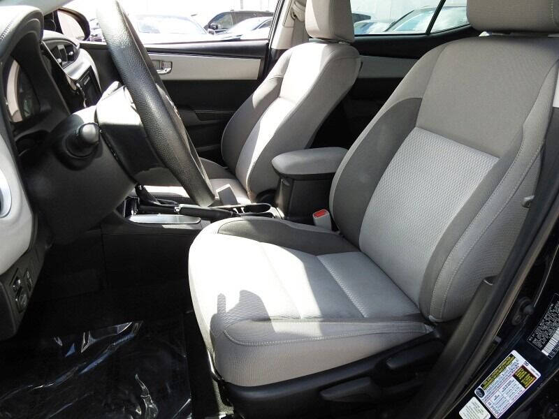 2018 Toyota Corolla  - $15,900