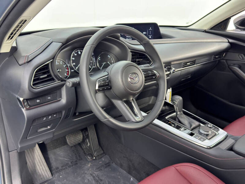 2025 Mazda CX-30 2.5 S Carbon Edition