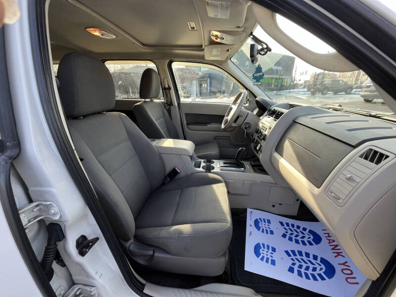 2009 Ford Escape XLT