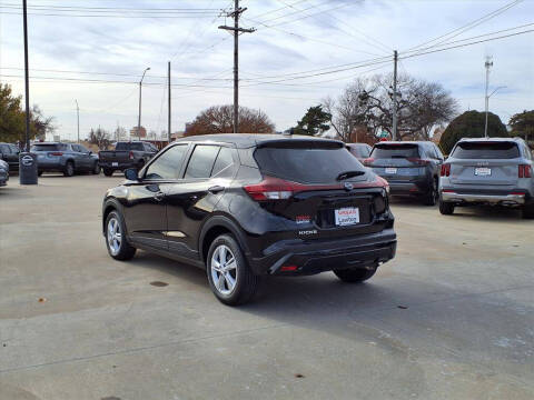 2025 Nissan Kicks Play S