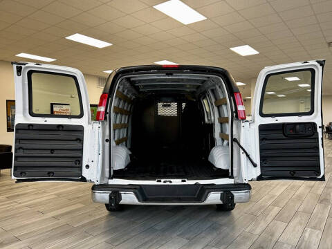 2024 GMC Savana 2500