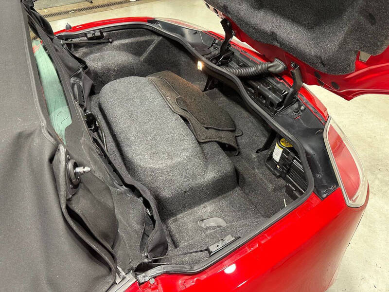 2008 Saturn SKY Red Line