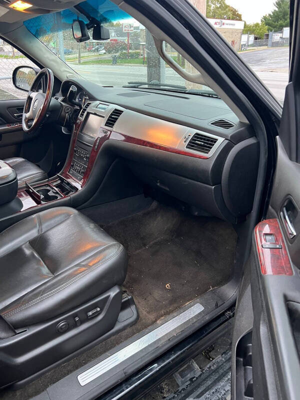 2014 Cadillac Escalade ESV Premium