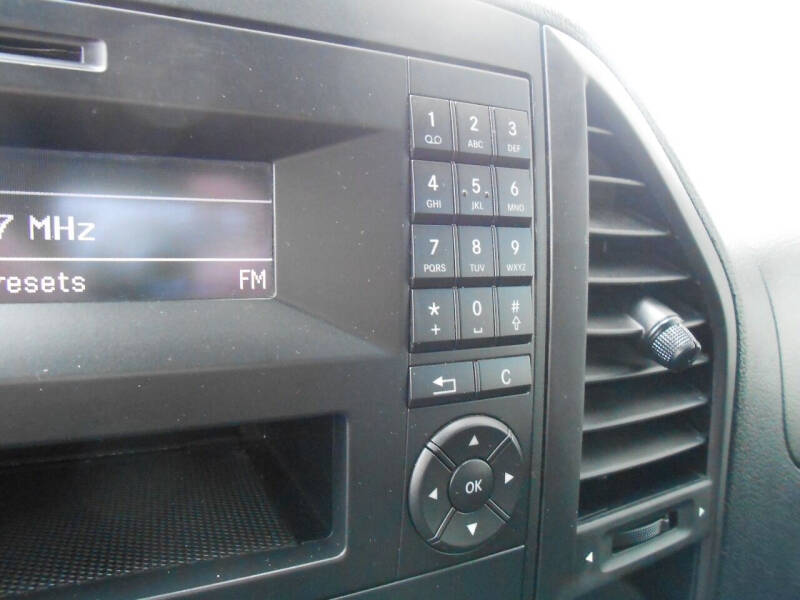 2017 Mercedes-Benz Metris Worker Cargo