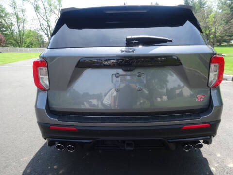 2022 Ford Explorer ST