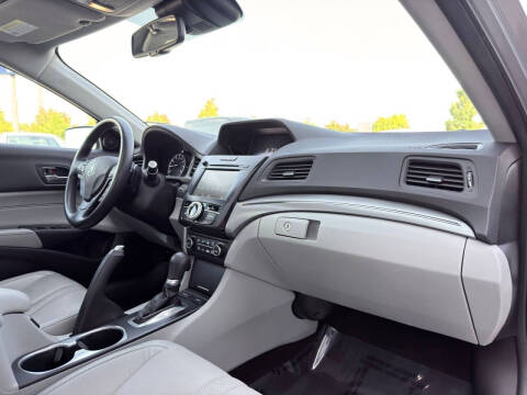 2019 Acura ILX w/Tech