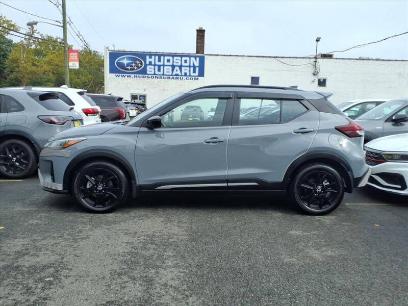 2024 Nissan Kicks SR