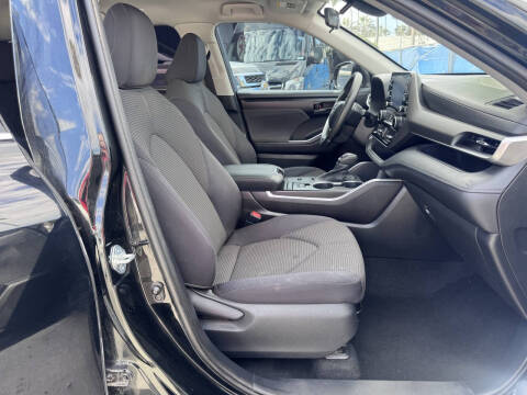 2021 Toyota Highlander L