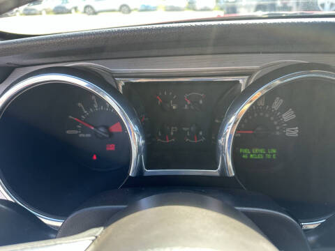 2008 Ford Mustang V6 Deluxe