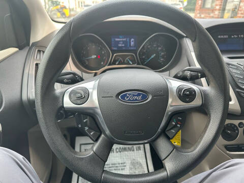 2013 Ford Focus SE
