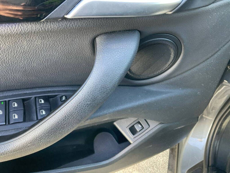 2023 BMW X2 sDrive28i