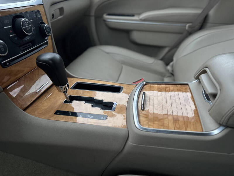 2012 Chrysler 300 C