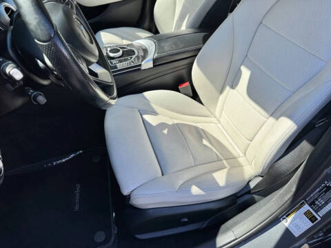 2017 Mercedes-Benz C-Class