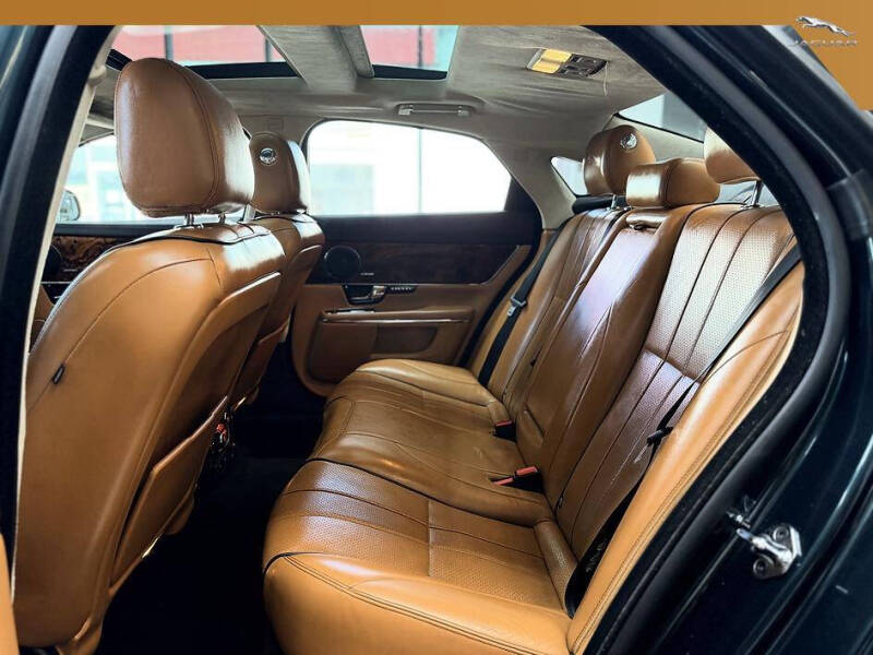 2013 Jaguar XJ