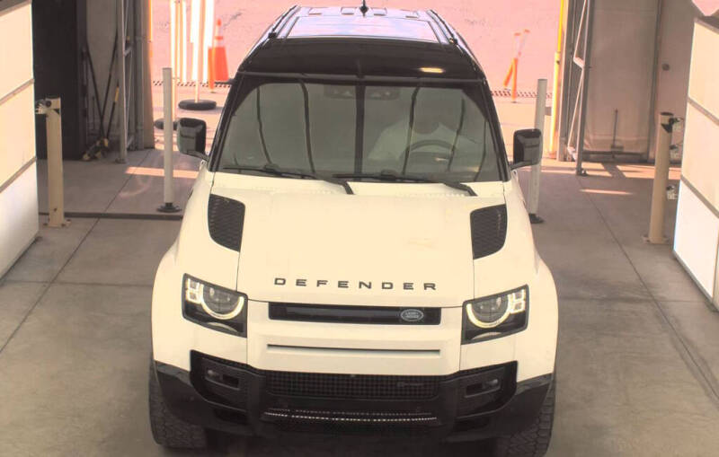 2023 Land Rover Defender 110 X-Dynamic SE