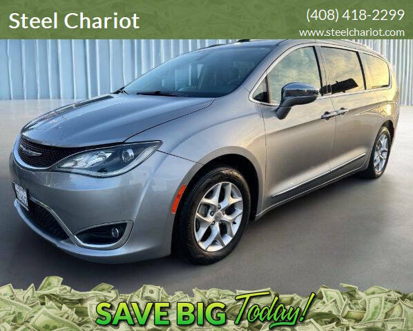2019 Chrysler Pacifica Limited's photo