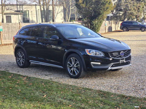 2016 Volvo V60 Cross Country T5