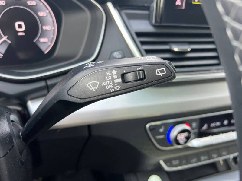2023 Audi Q5 e quattro S line Prestg 55 TFSI