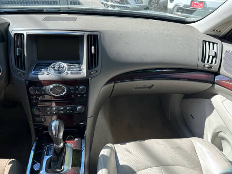 2013 Infiniti G37 Sedan x