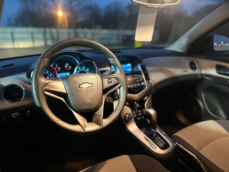 2012 Chevrolet Cruze LS