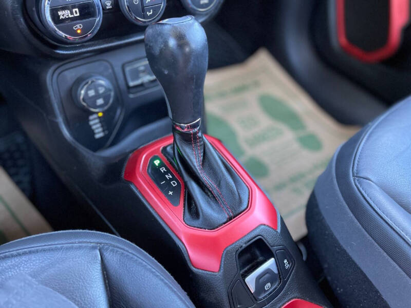 2016 Jeep Renegade Trailhawk