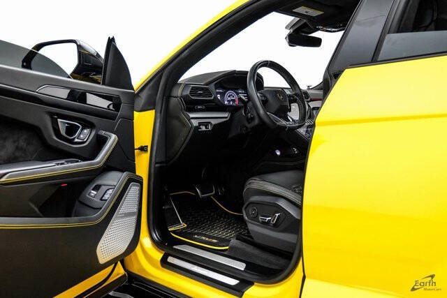 2021 Lamborghini Urus