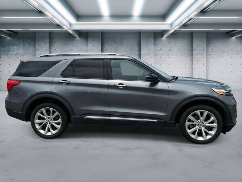 2022 Ford Explorer Platinum
