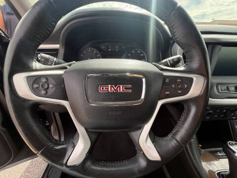 2017 GMC Acadia SLE-2