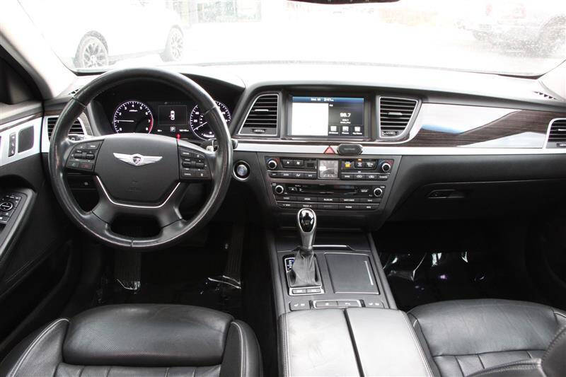 2015 Hyundai Genesis