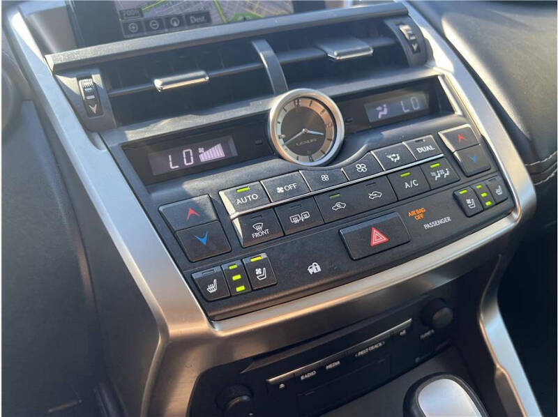 2017 Lexus NX 300h