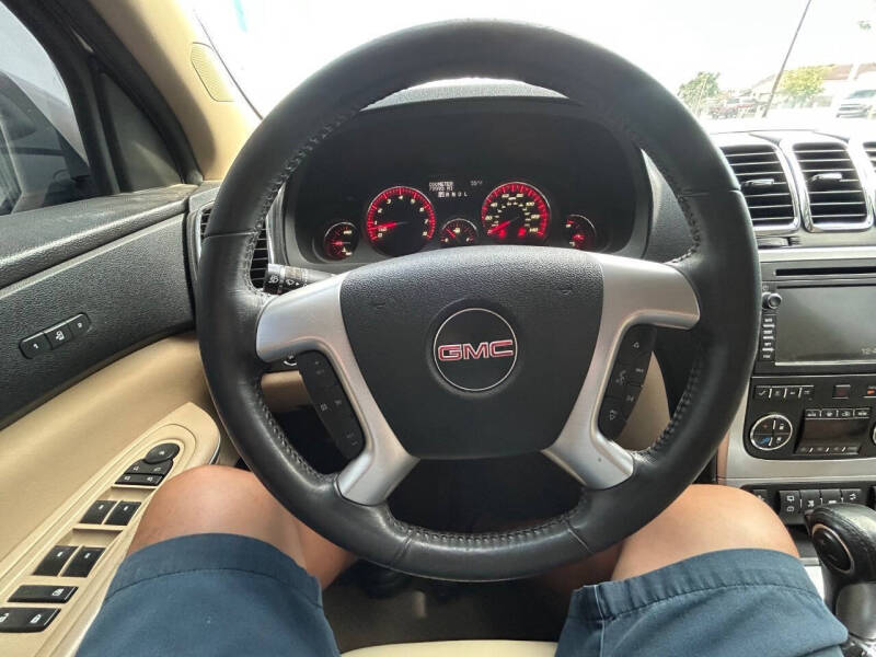 2010 GMC Acadia SLT-2