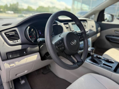 2020 Kia Sedona L