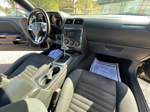 2012 Dodge Challenger SXT