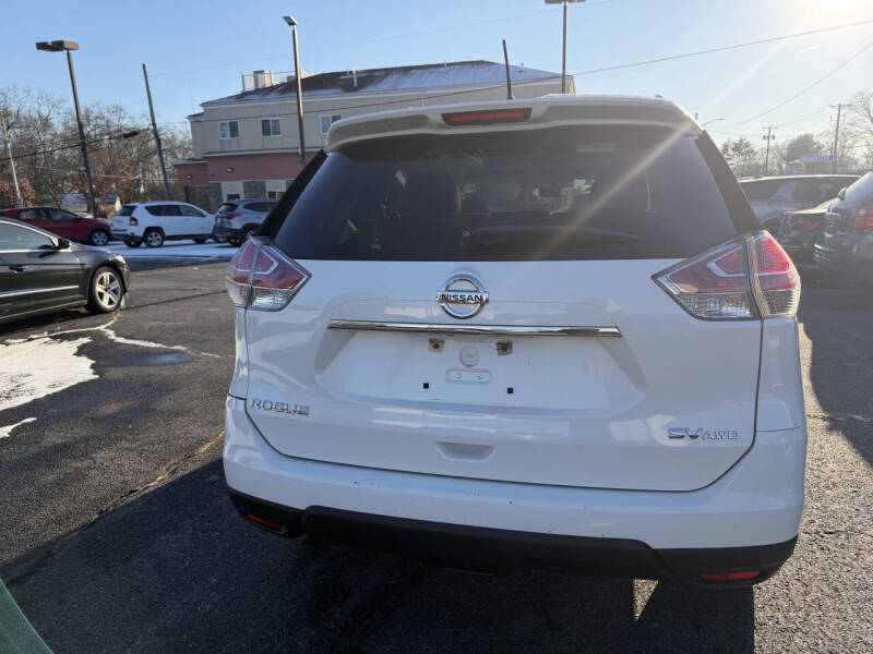 2015 Nissan Rogue SV