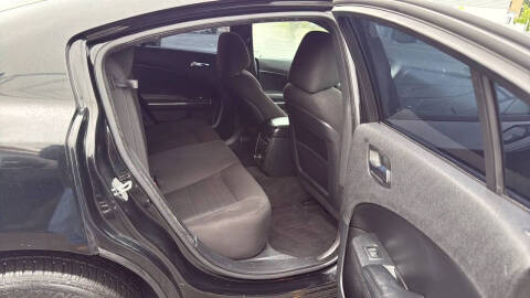 2013 Dodge Charger SE