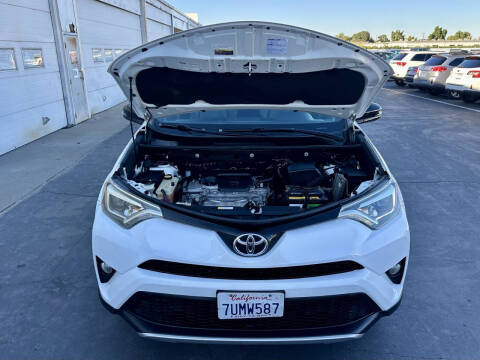 2016 Toyota RAV4 SE