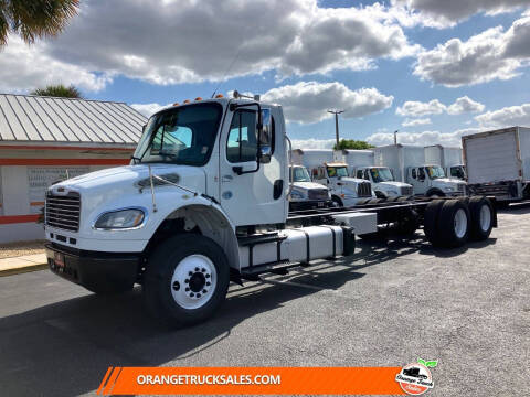 2015 Freightliner M2 106
