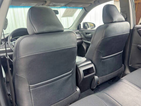 2017 Toyota Camry SE