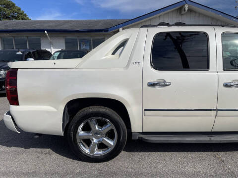 2012 Chevrolet Avalanche LTZ