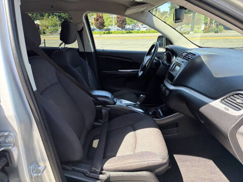 2012 Dodge Journey SE