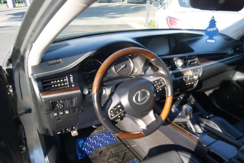2016 Lexus ES 350