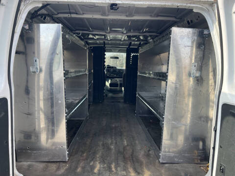 2011 Ford E-Series E-350 SD