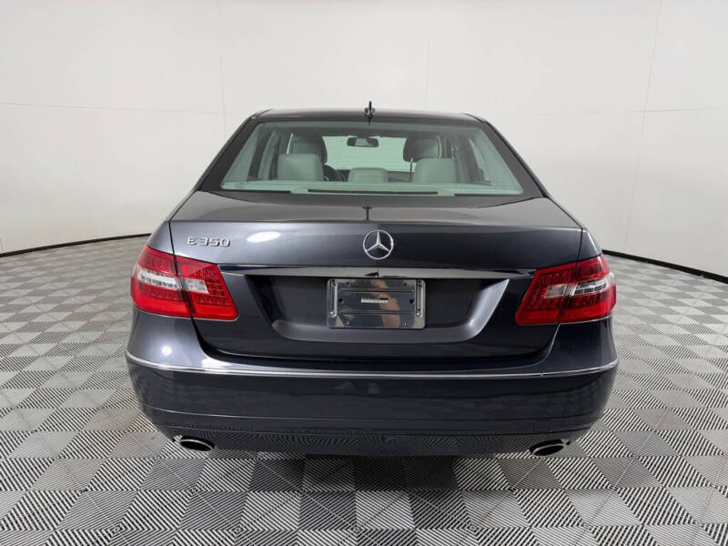 2010 Mercedes-Benz E-Class